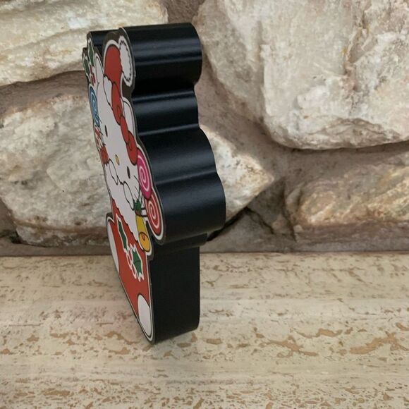 Hello Kitty Christmas decor. - Picture 3 of 9